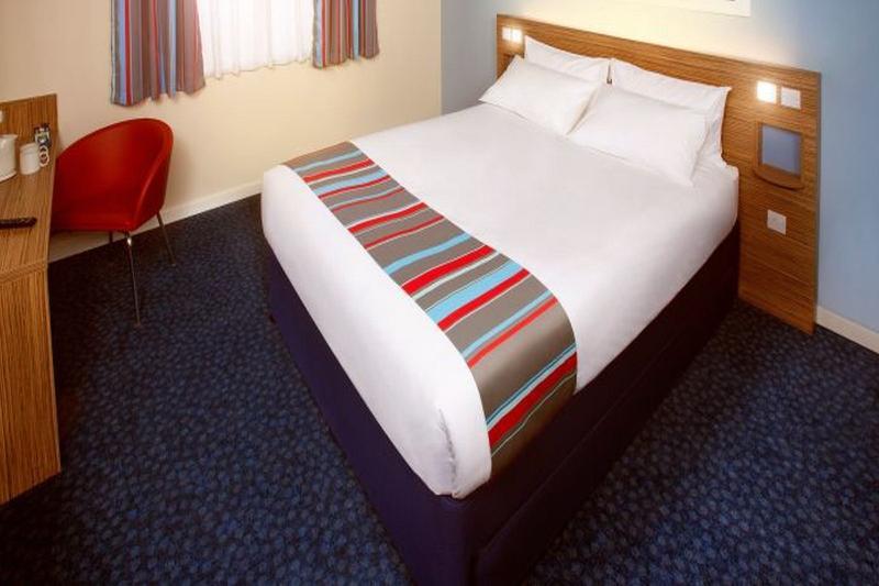 Travelodge Dundee Strathmore Avenue Zewnętrze zdjęcie