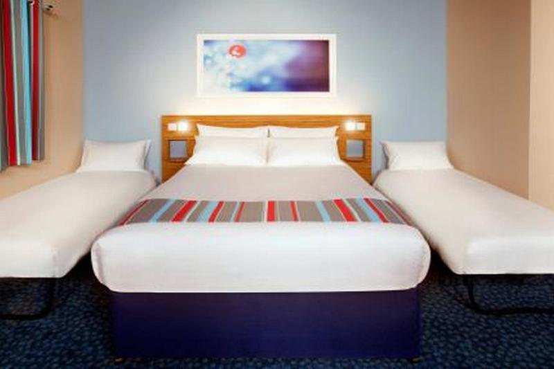 Travelodge Dundee Strathmore Avenue Zewnętrze zdjęcie